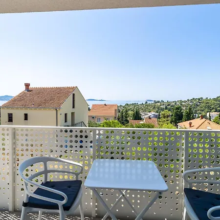 Apartment Nice Apartment In Mlini With House Sea View